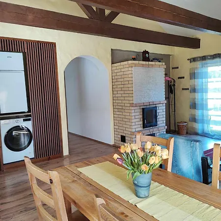 Puhkemaja Ninnujarve Private Holiday Nasva (Saare)