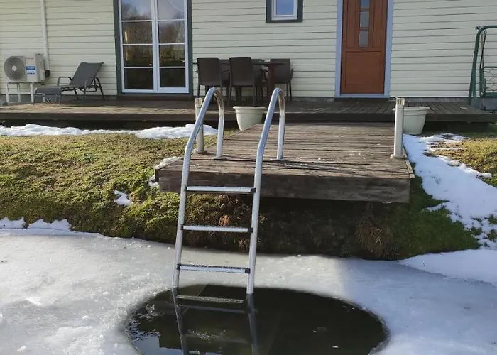 Semesterbostad Ninnujarve Private Holiday Nasva (Saare)