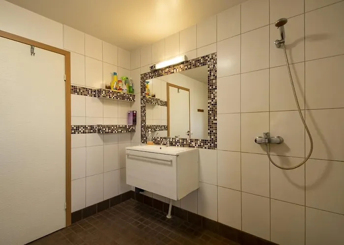 Ninnujarve Private Holiday Nasva (Saare)