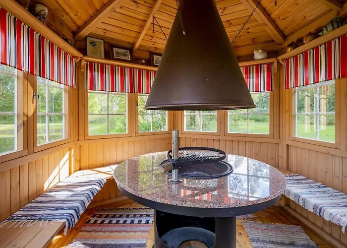 Semesterbostad Ninnujarve Private Holiday