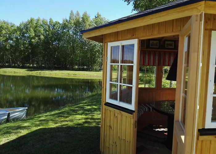 Ninnujarve Private Holiday Puhkemaja